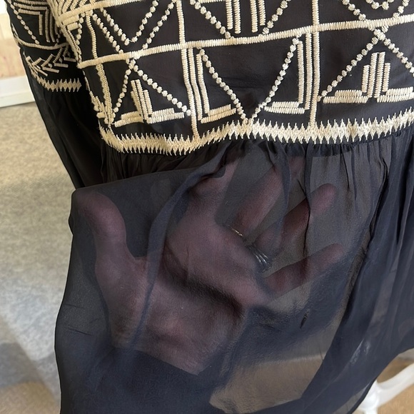 Black sheer silk Sundance top with cream embroidery. Size S - Picture 5 of 6